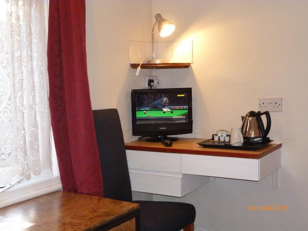 Grange Lodge Hotel - B&B London Room photo